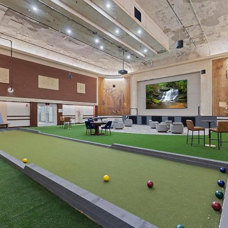 Indy Urban Stay - Skywalk - Sleeps 8 - Downtown - Stadium Індіанаполіс Екстер'єр фото