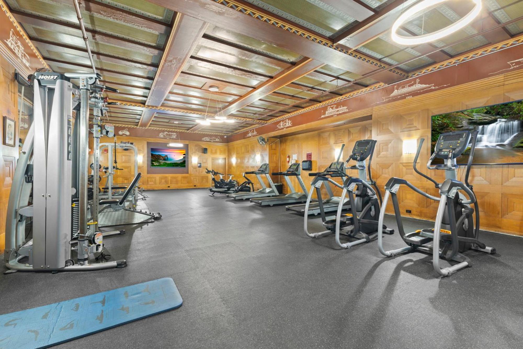 Indy Urban Stay - Skywalk - Sleeps 8 - Downtown - Stadium Індіанаполіс Екстер'єр фото